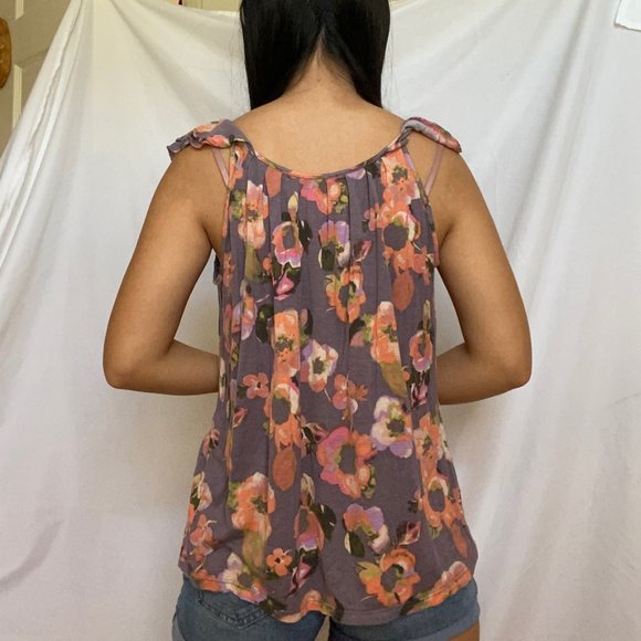 Autumn Ruffled Tank Top - Picture 3 of 3